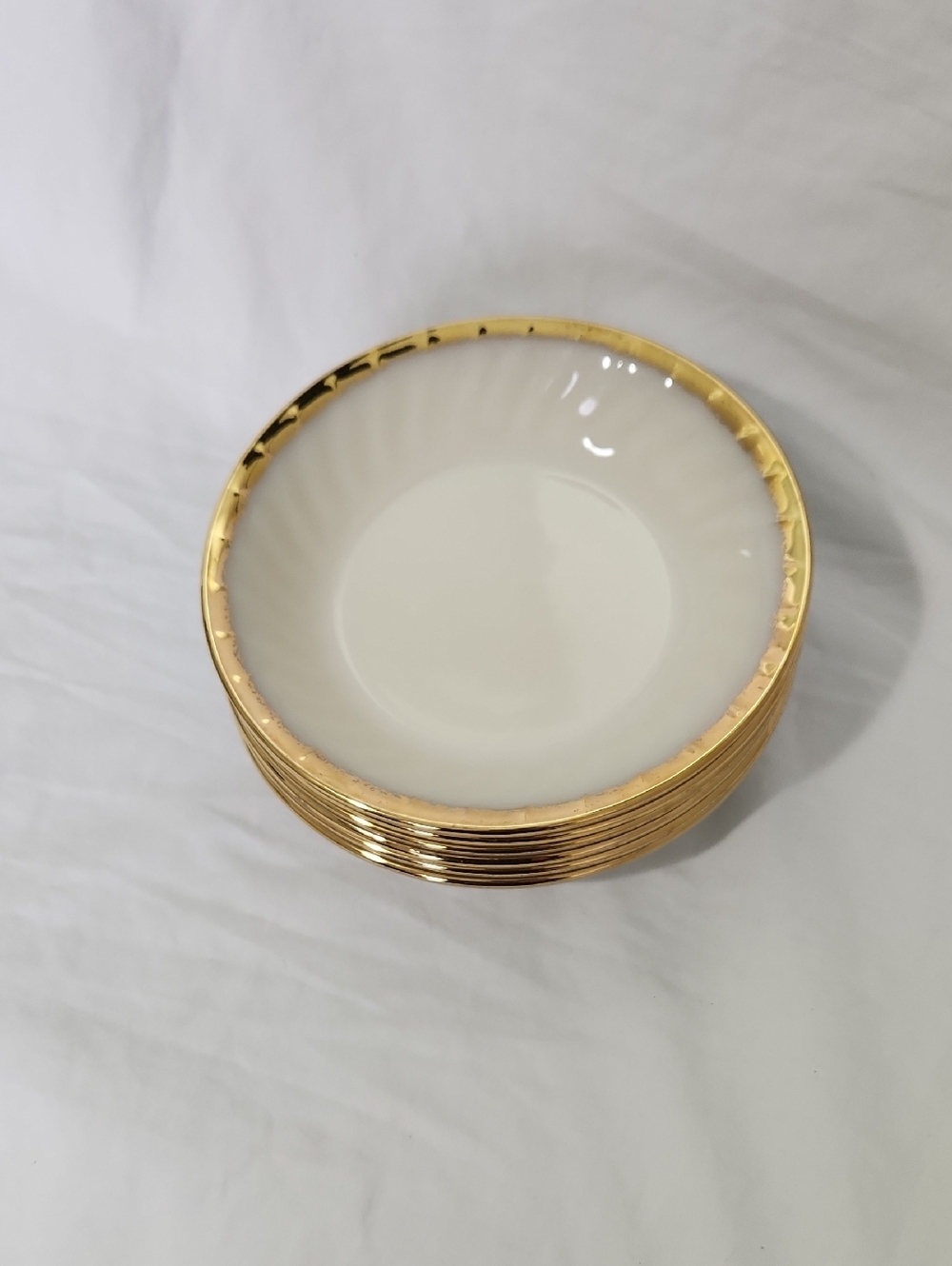Vintage 1950's Fire-King Swirl Golden Anniversary Coupe Soup Bowl Set Of Six - Picture 2 of 7